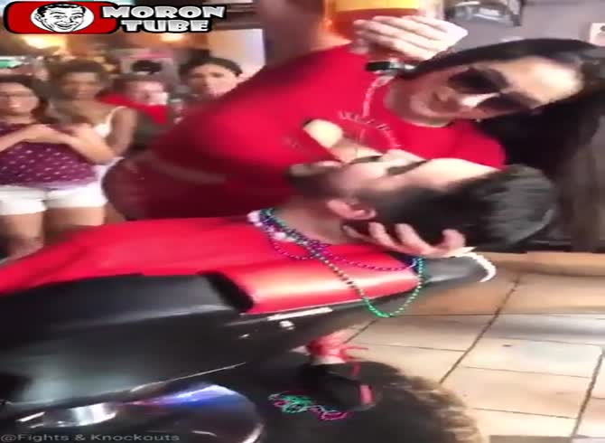 Video: You dare touch my butt once more!